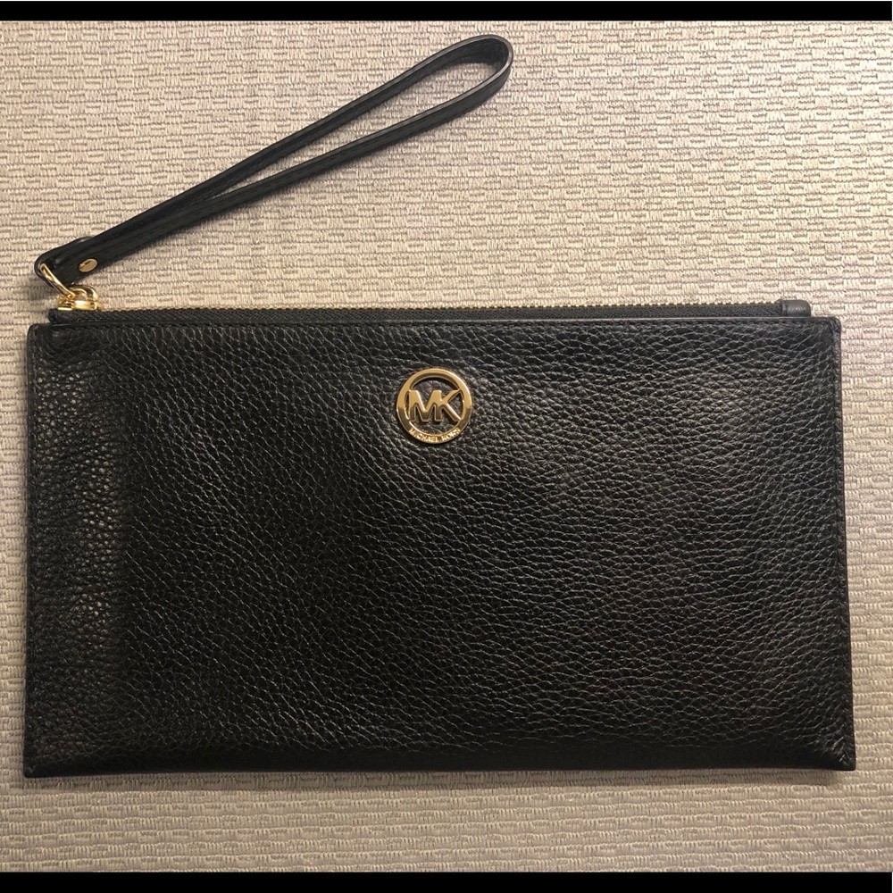 Michael Kors Large Fulton Zip Clutch